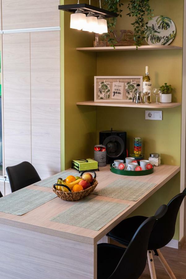 Defne Apartman Debrecen Kültér fotó